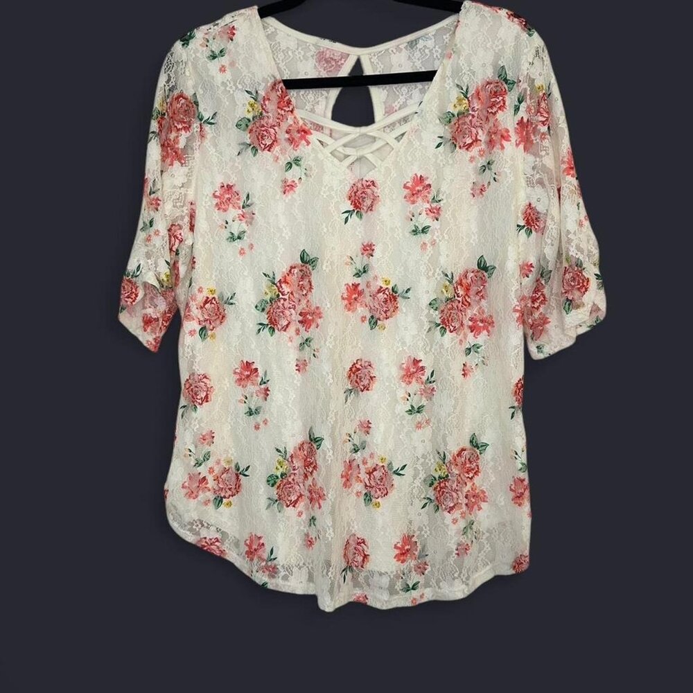 White Floral Youth Size XXL (19) Blouse